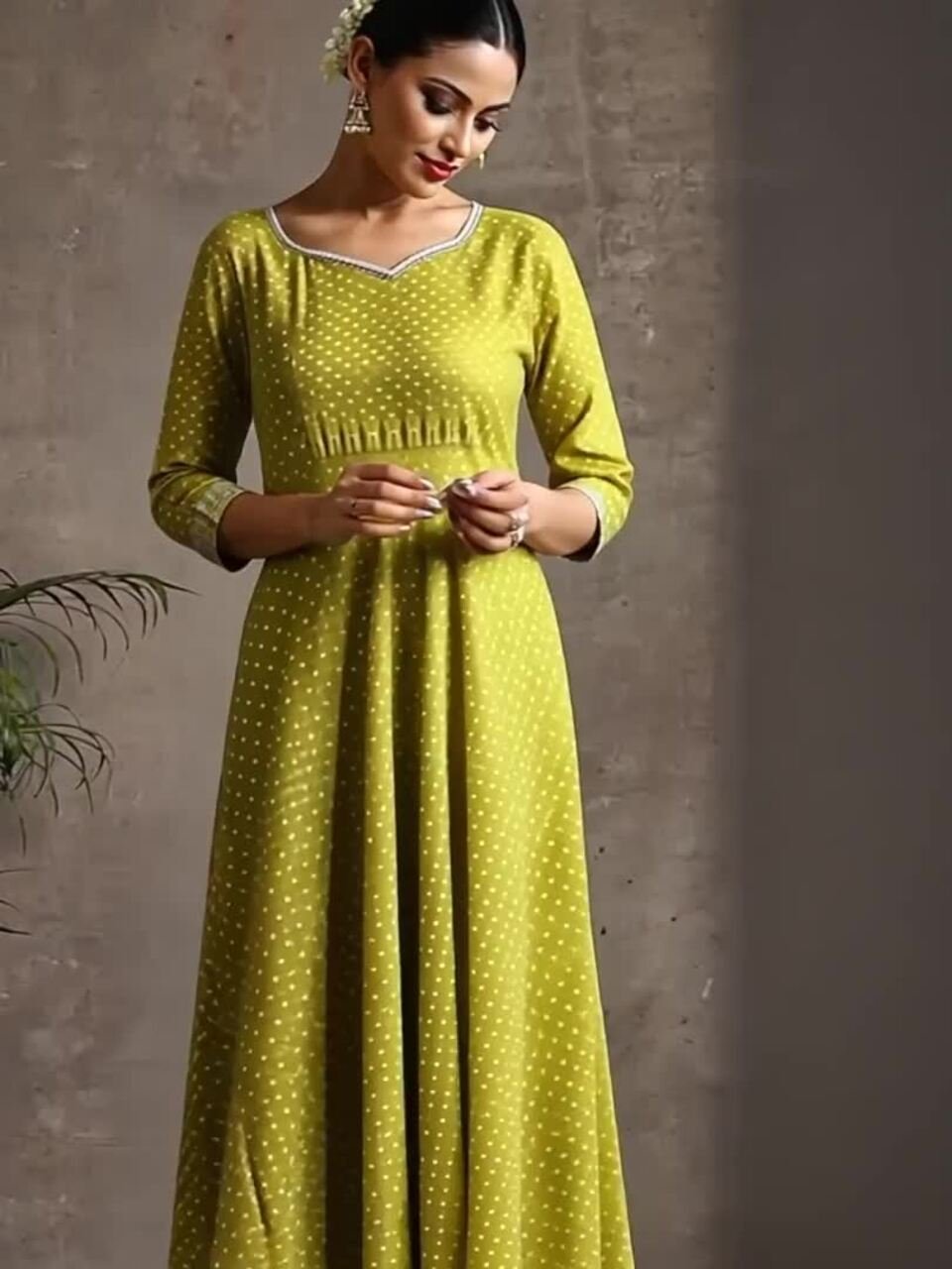 Floral Printed Sweet Heart Neck Anarkali Kurta with Palazzos & With Dupatta 3