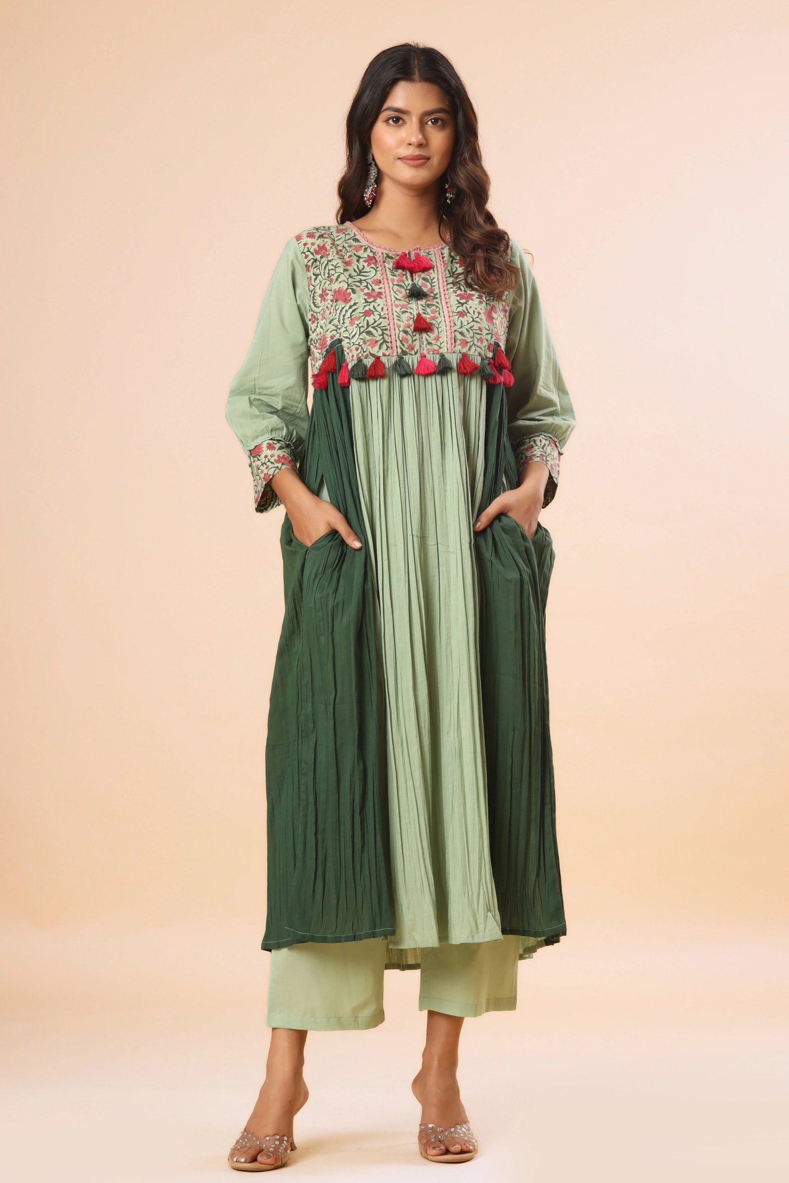 Gulbahar Kurta (Pants included)